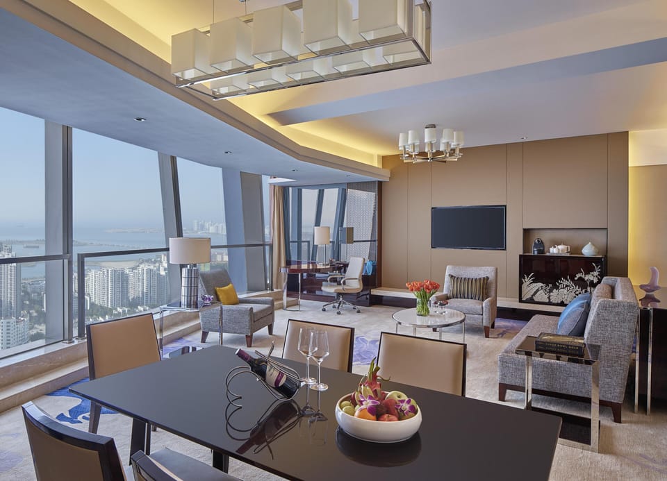 Deluxe Suite, 1 King Bed, Ocean View (Lounge Access) | Premium bedding, down comforters, minibar, in-room safe
