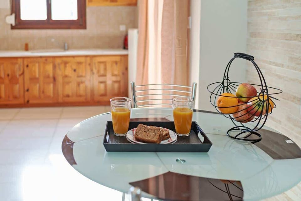 Prepare and enjoy your breakfast!