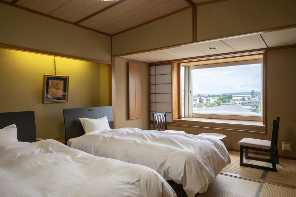 Twin Room, Non Smoking | Desk, laptop workspace, iron/ironing board (on request), WiFi (free)
