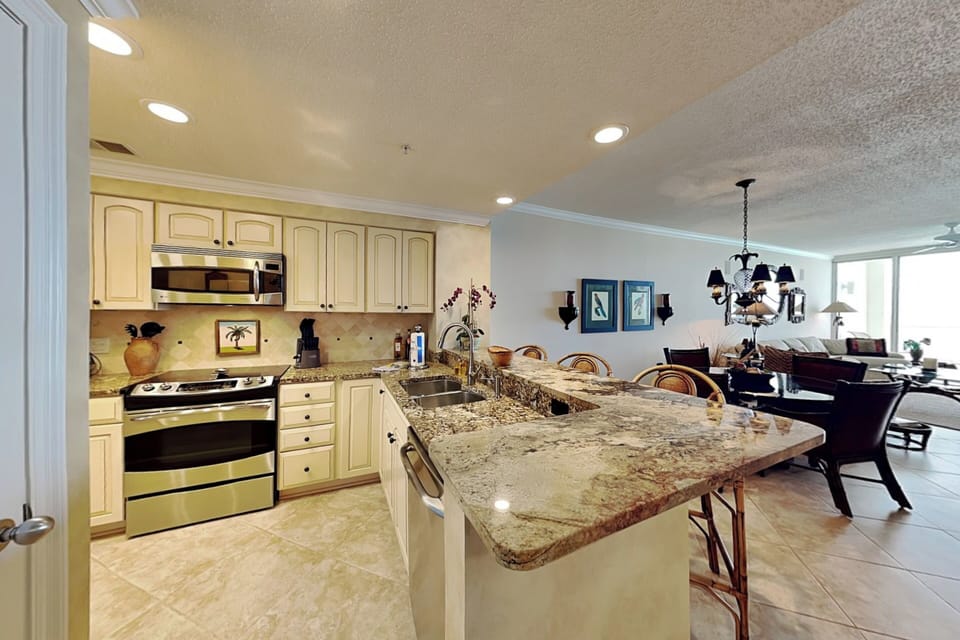 Kitchen - Modern Appliances