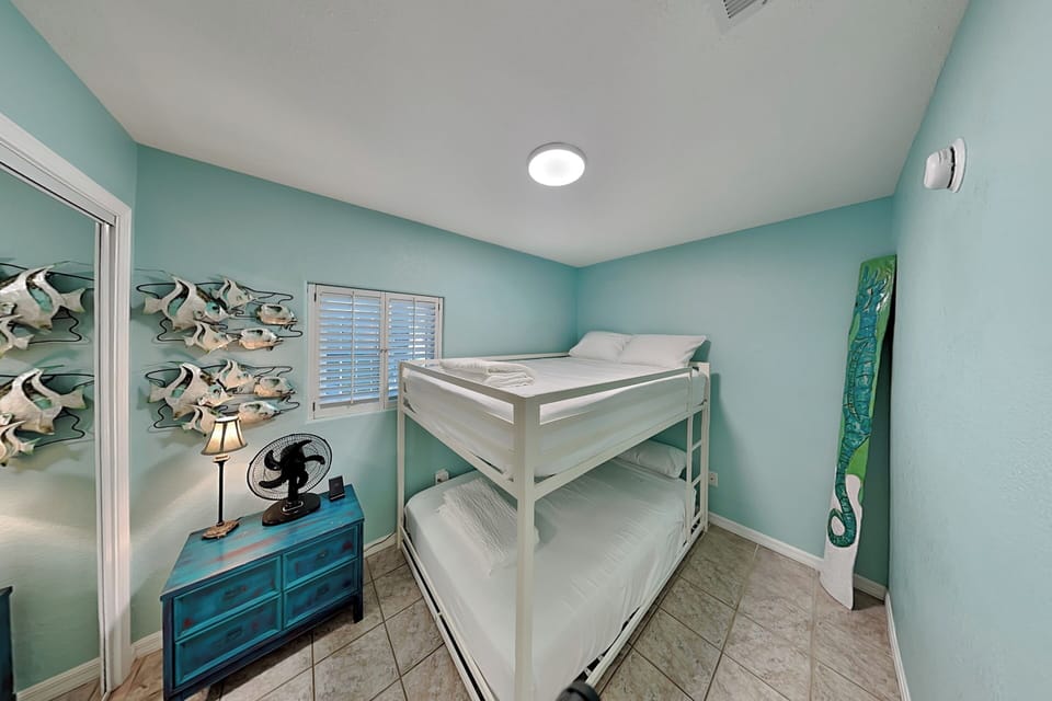 Third Bedroom - Full/Full Bunk Bed