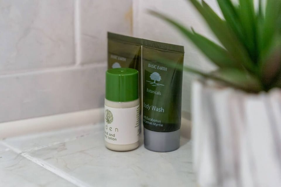 Bathroom amenities