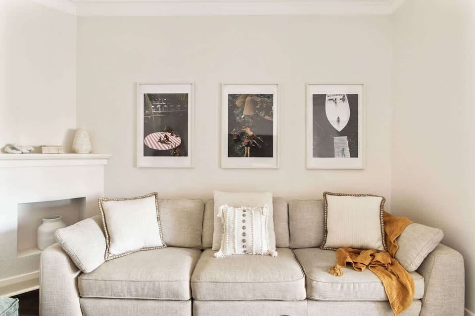 Living Room: Sun-soaked space with artistic flair, perfect for relaxation and inspiring conversations!