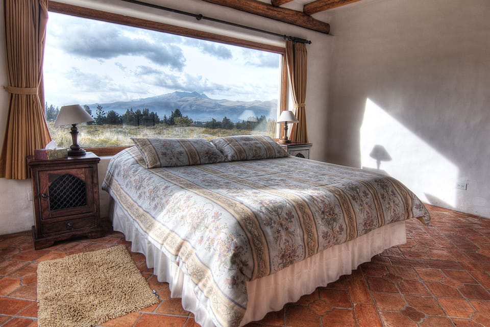 Basic Double Room, 1 Queen Bed