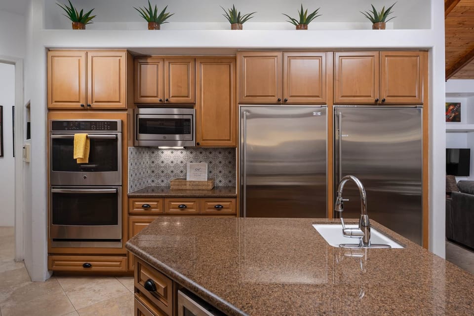 mercury-palms-chefs-kitchen-stainless-appliances