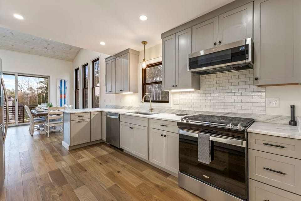 Fully stocked kitchen