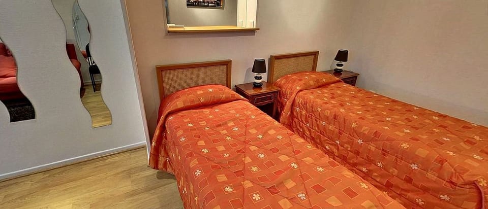 Comfort Double Room | Desk, WiFi (free)