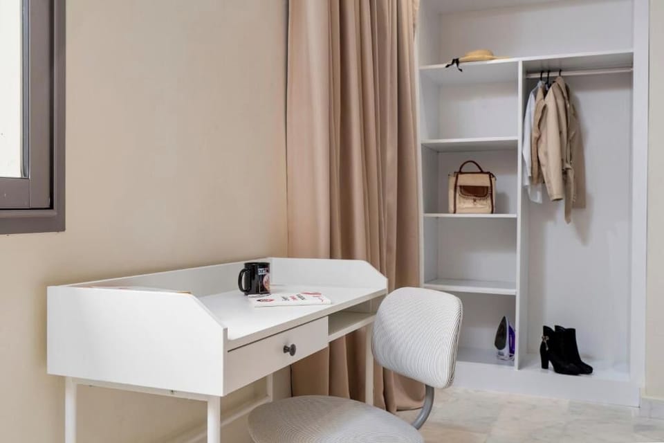 Duplex, Balcony, City View | Interior
