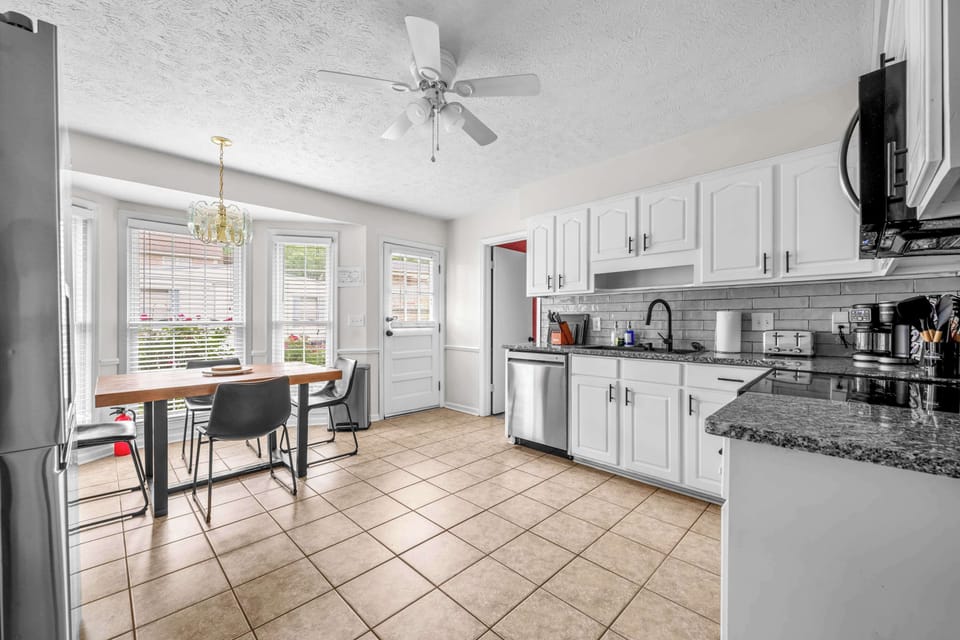 Crisp lines, natural light, and plenty of style.