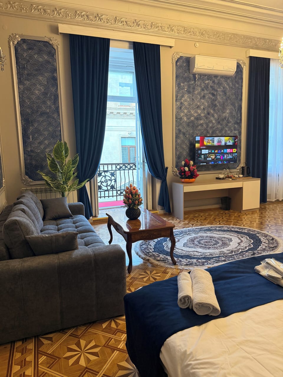 Signature Suite, Balcony, City View | Desk, laptop workspace, iron/ironing board, free WiFi