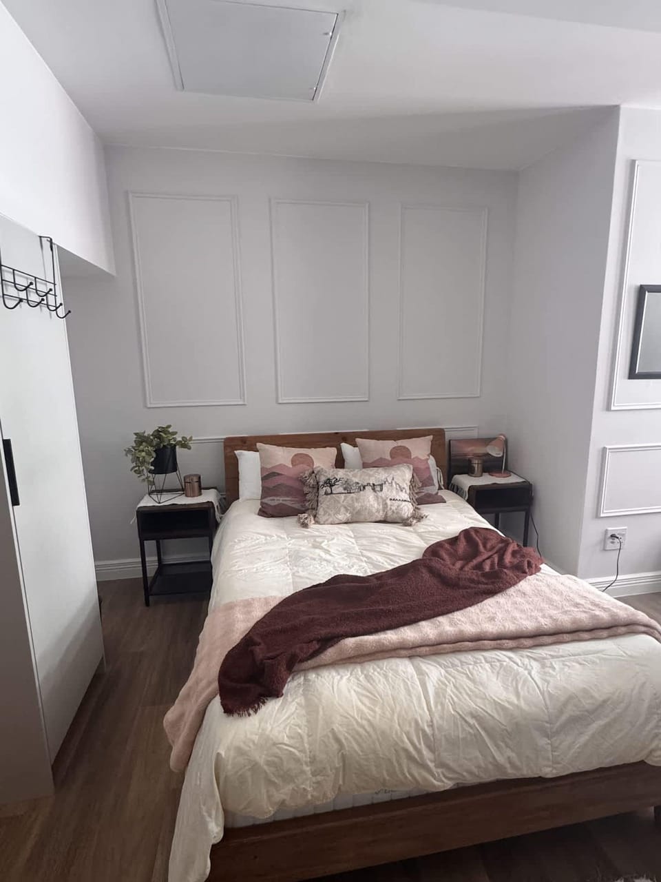 House | 1 bedroom, desk, soundproofing, Internet