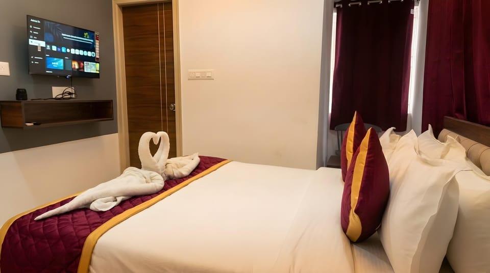Superior Double Room, City View | WiFi (free)