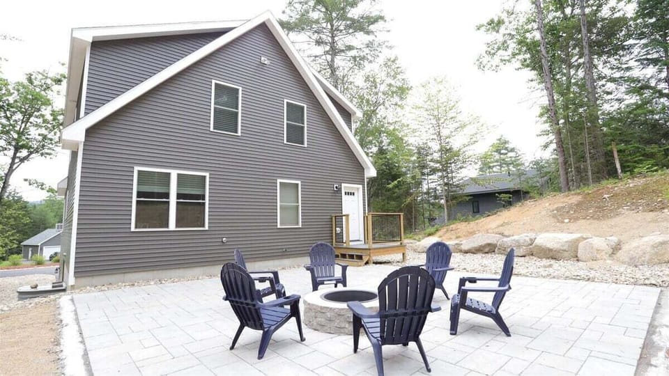 Outdoor Fire Pit in Newly Built Private Home