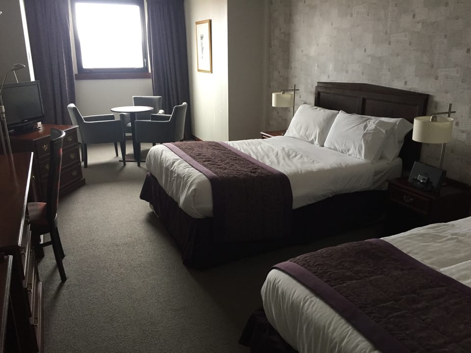 Family Room | In-room safe, desk, free WiFi, bed sheets
