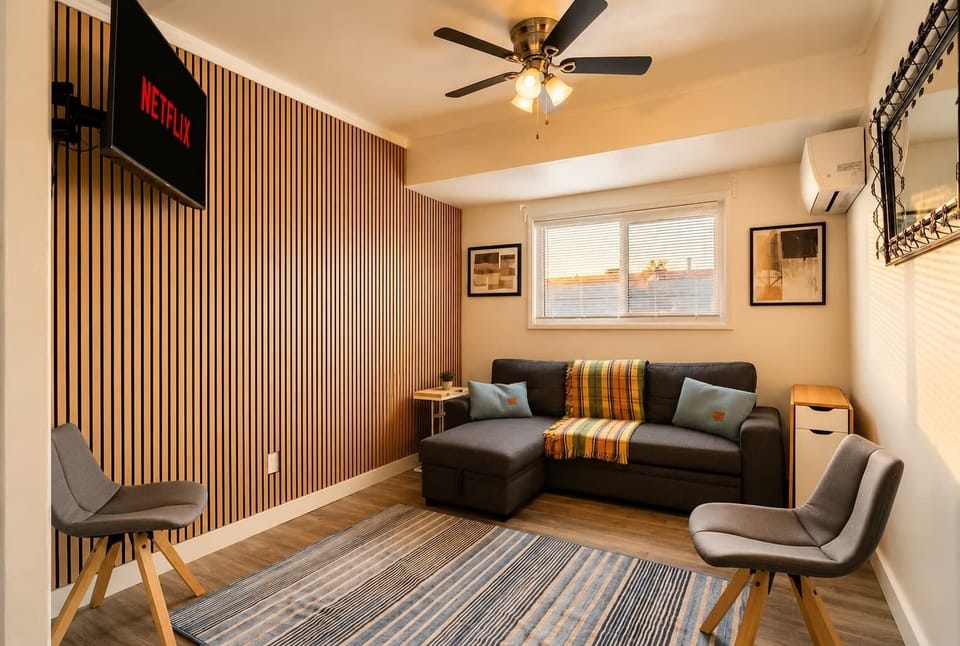 Entertainment lounge with Netflix ready 📺✨