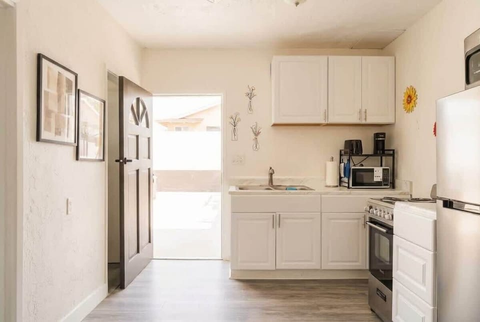 Bright kitchen with modern essentials 🍳✨
