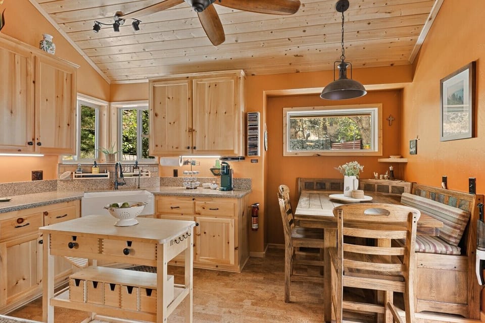 Cozy kitchen and dining space