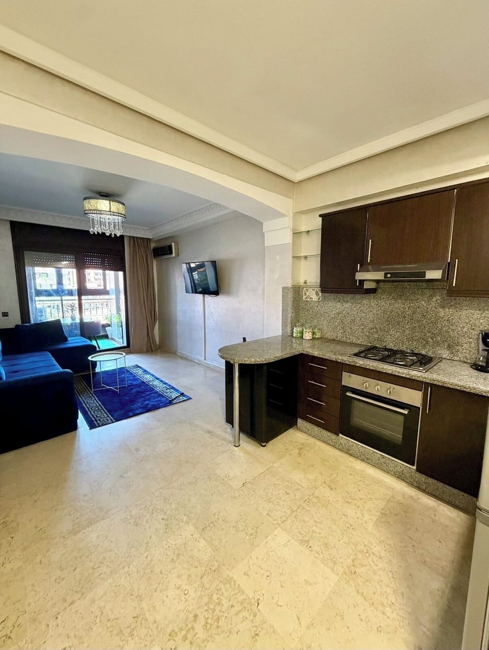 Studio, City View | Private kitchen