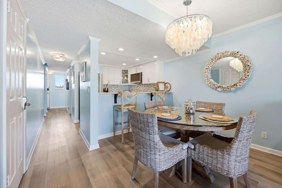 Condo, Multiple Beds, Garden View (The Turtle Nest) | Dining