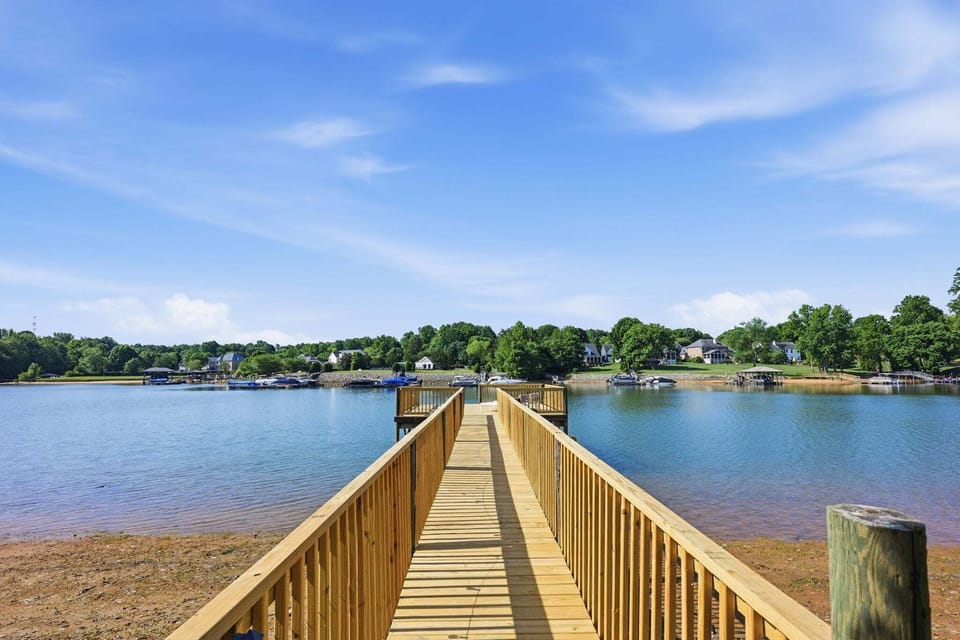 Walk way to dock.