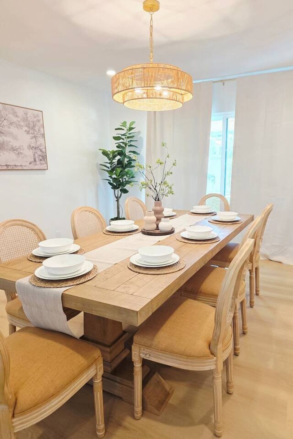 Dinning Table