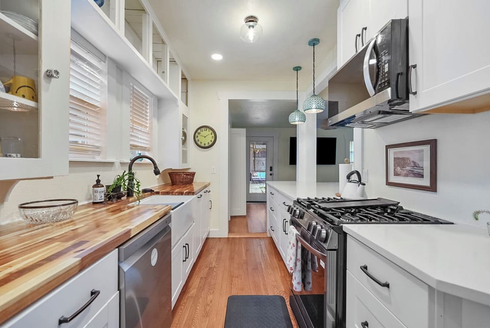 Convenient Kitchen Setup. Feel right at home throughout your stay.