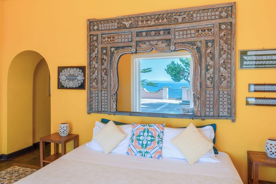 Suite, Sea View | Free cribs/infant beds, free WiFi, bed sheets