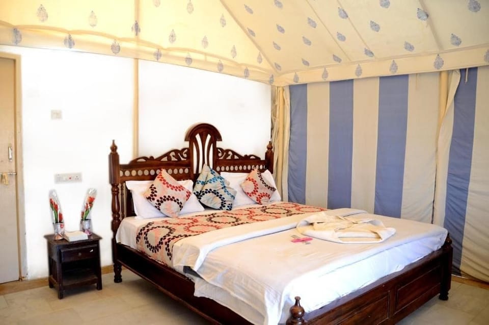 Deluxe Double Room | In-room safe, soundproofing