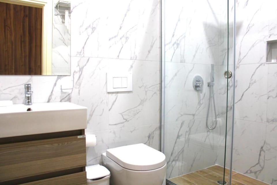 Comfort Double Room, Balcony, Pool View | Bathroom | Shower, hair dryer, slippers, towels