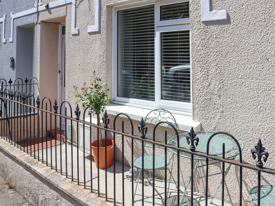 Exterior | Platform 1 - Platform Retreat, Haverfordwest