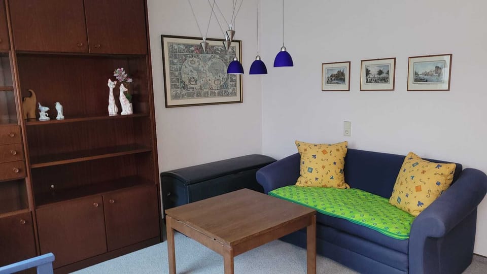 Apartment, 2 Bedrooms, Non Smoking, Kitchen | Living area