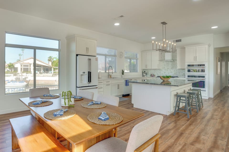 Kitchen | Dining Area