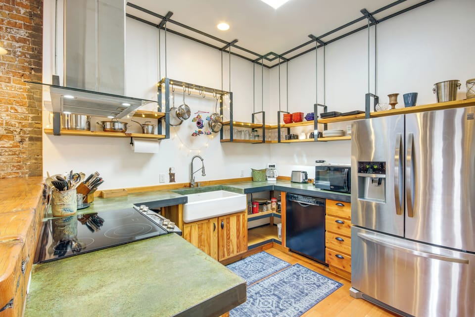 Property Interior | Single-Story Apartment