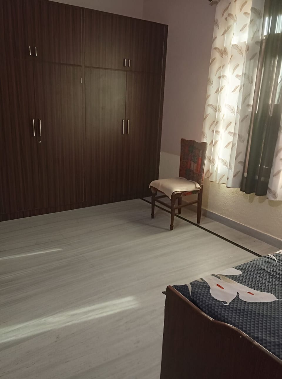 Comfort Single Room | In-room safe, iron/ironing board