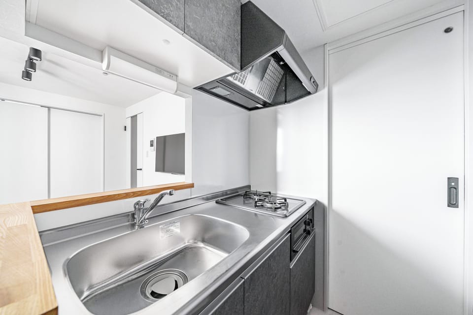 Apartment | Private kitchen | Fridge, microwave, stovetop, toaster