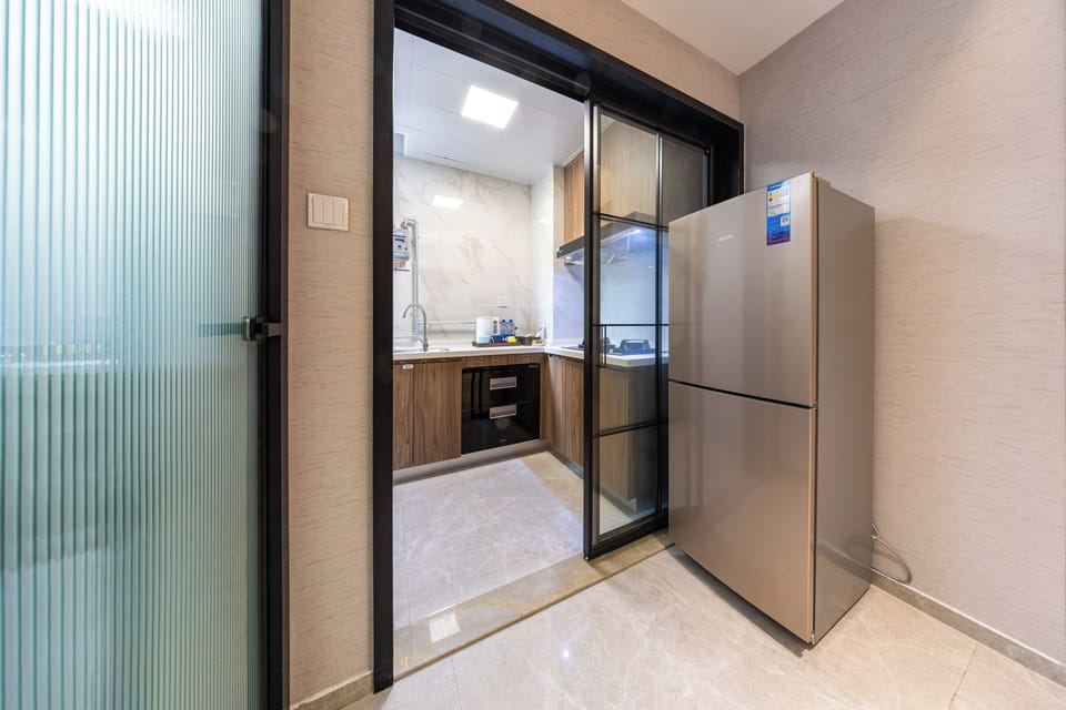 Standard Suite, Balcony, Garden View | Private kitchen | Fridge