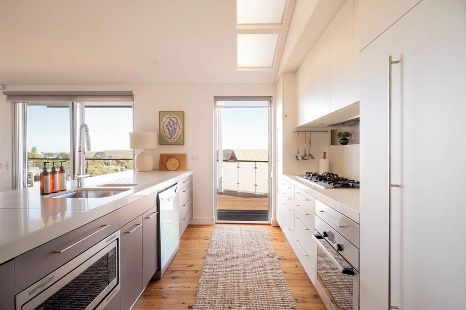 Kitchen 01