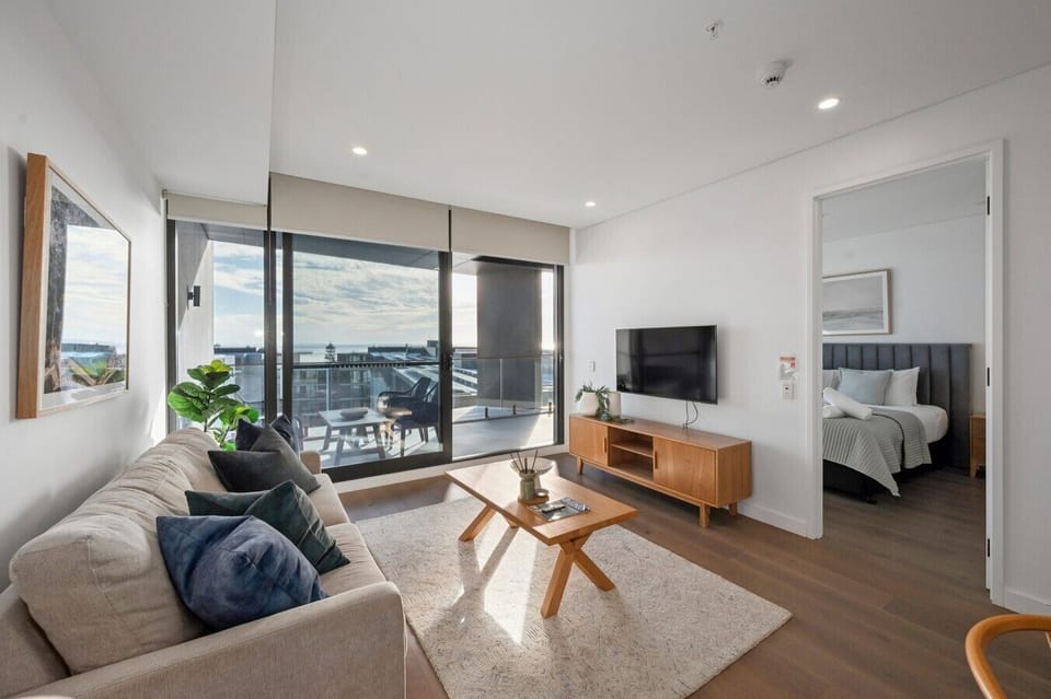 Living Area (7)