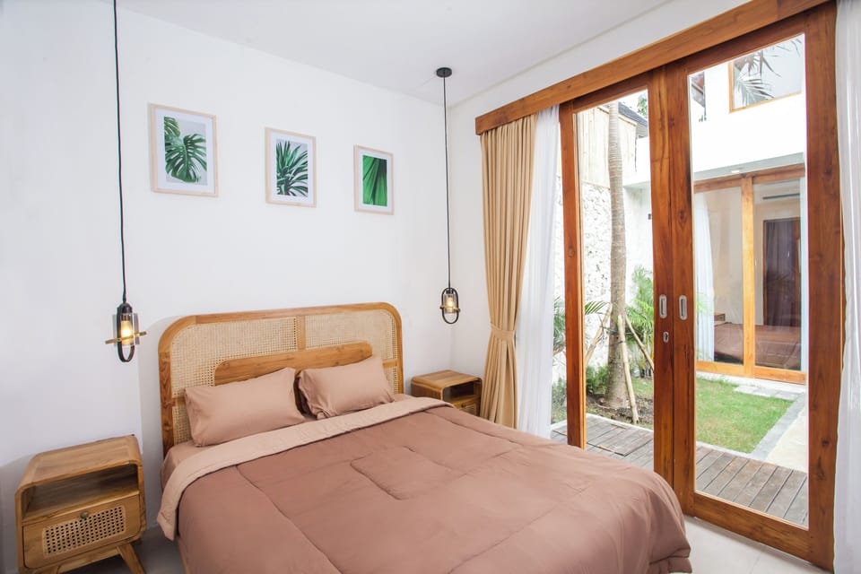 Family Villa, Garden View | Desk, laptop workspace, free WiFi