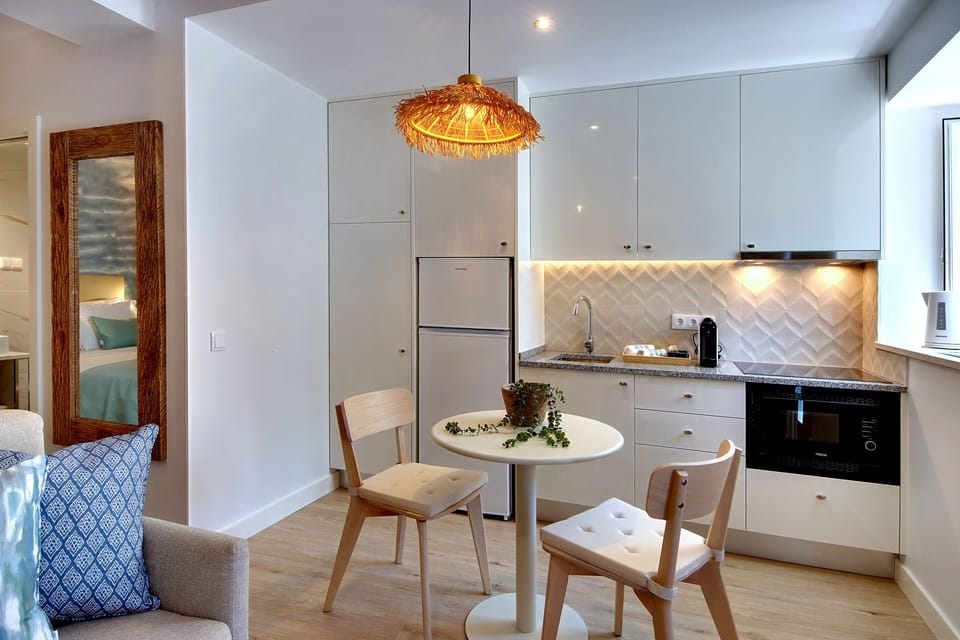 Studio | Private kitchen | Highchair