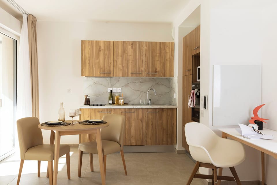 Private kitchenette