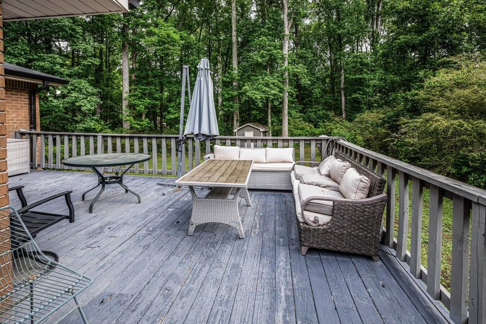 161_Moss drive retreat-close to the woods_11