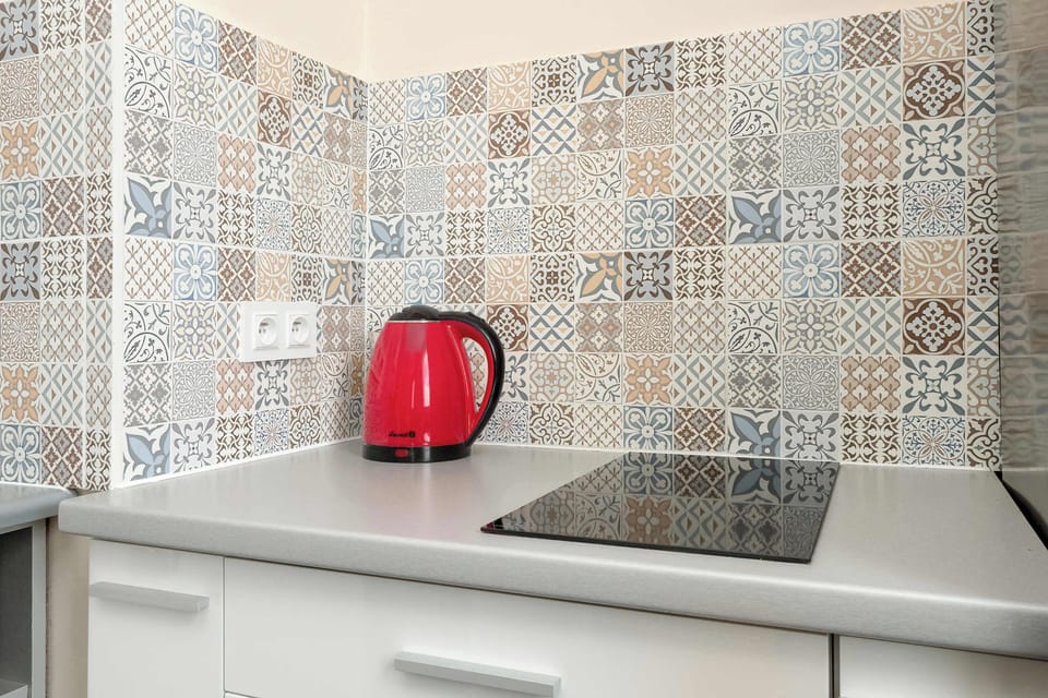 Stylish kitchen finishes combining functionality with modern design.