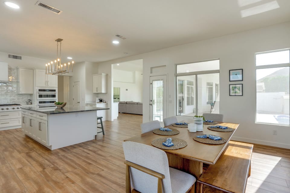 House (4 Bedrooms) | Interior
