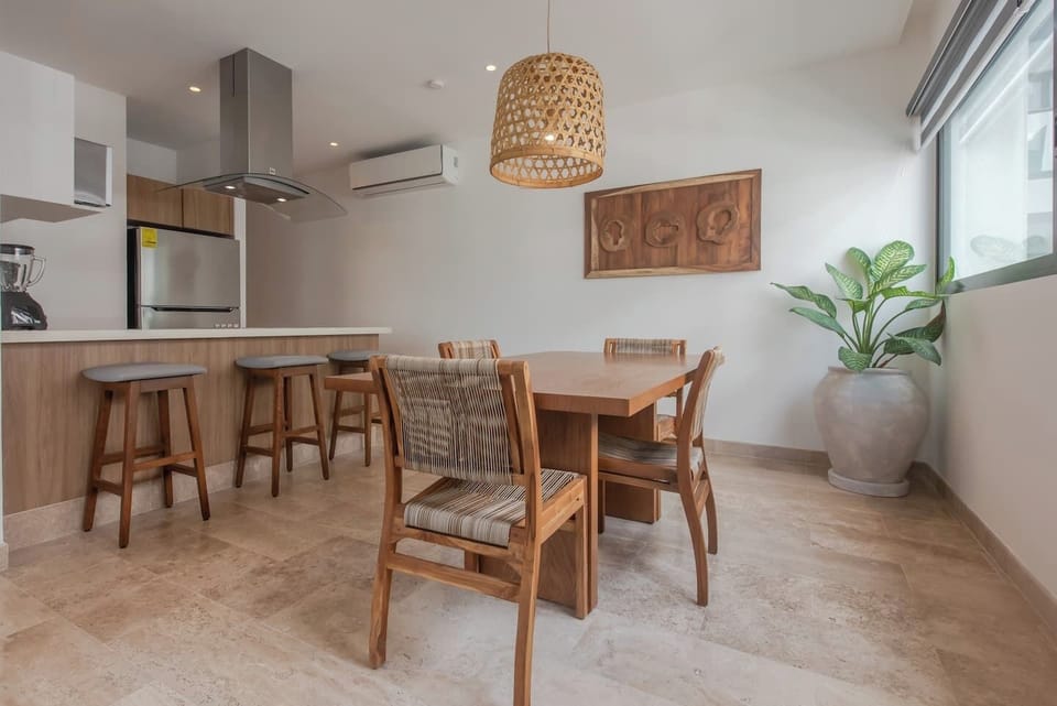 En el sitio,Area de estar,Área para café / té,Área y comodidades,Comedor,Detalle decorativo,Ubicación,Vista (de la propiedad / habitación)
