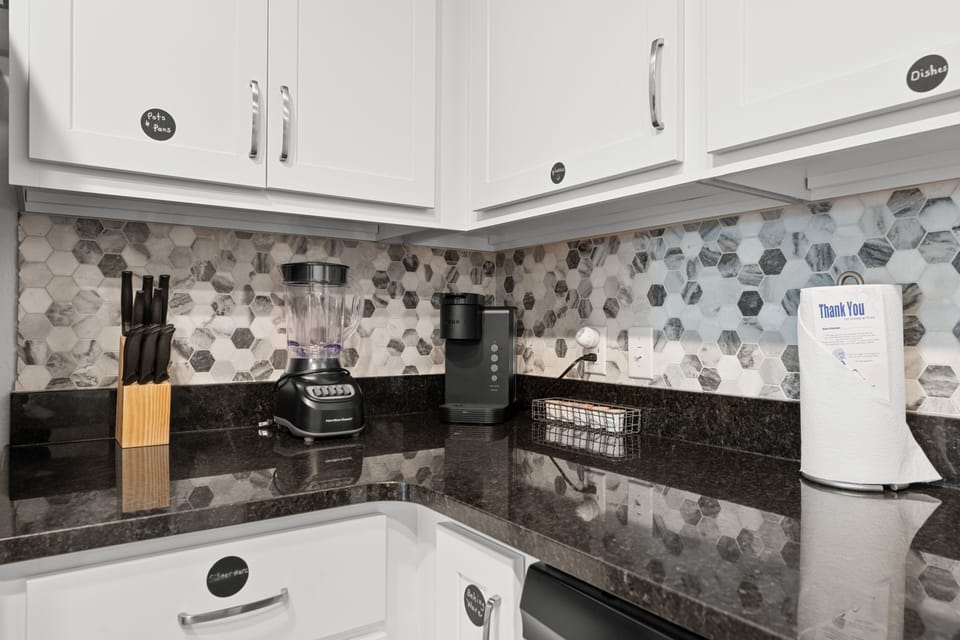Condo, 2 Bedrooms | Private kitchen | Coffee/tea maker, fridge, oven