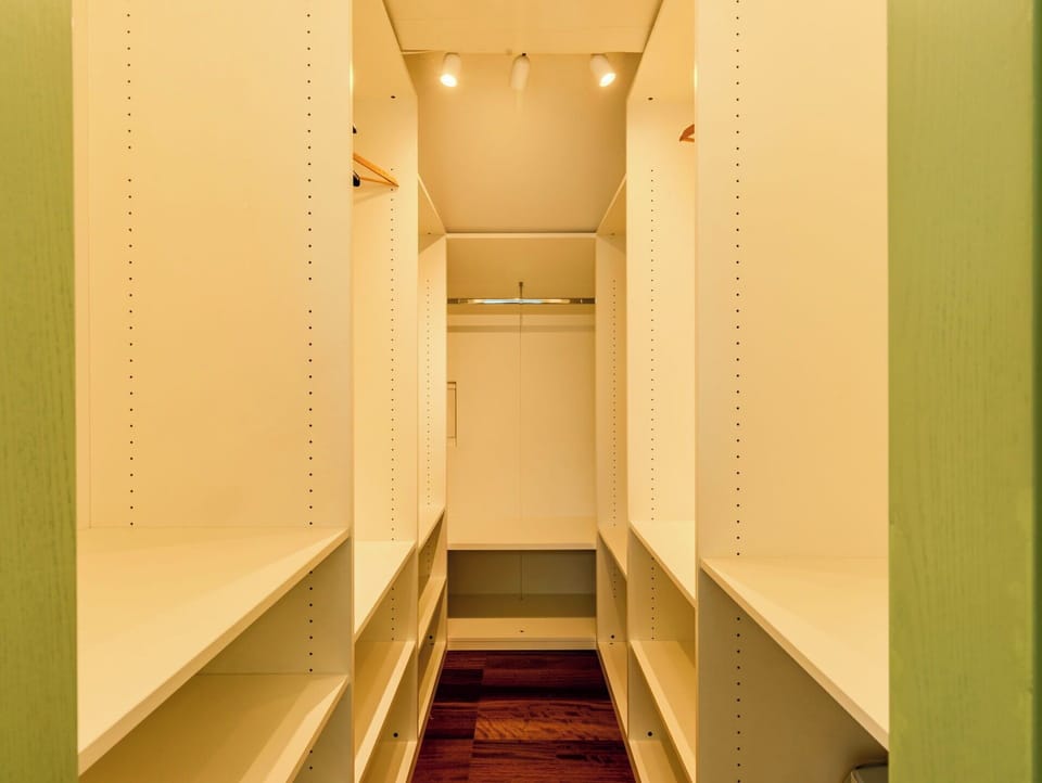 Interior Design, Wood, Flooring, Shelving, Floor, Ceiling, Shelf, Room, Cupboard, Wood Stain