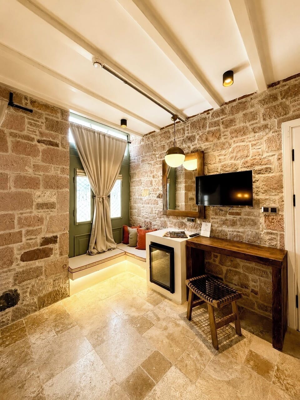 Deluxe Double Room | WiFi (free)