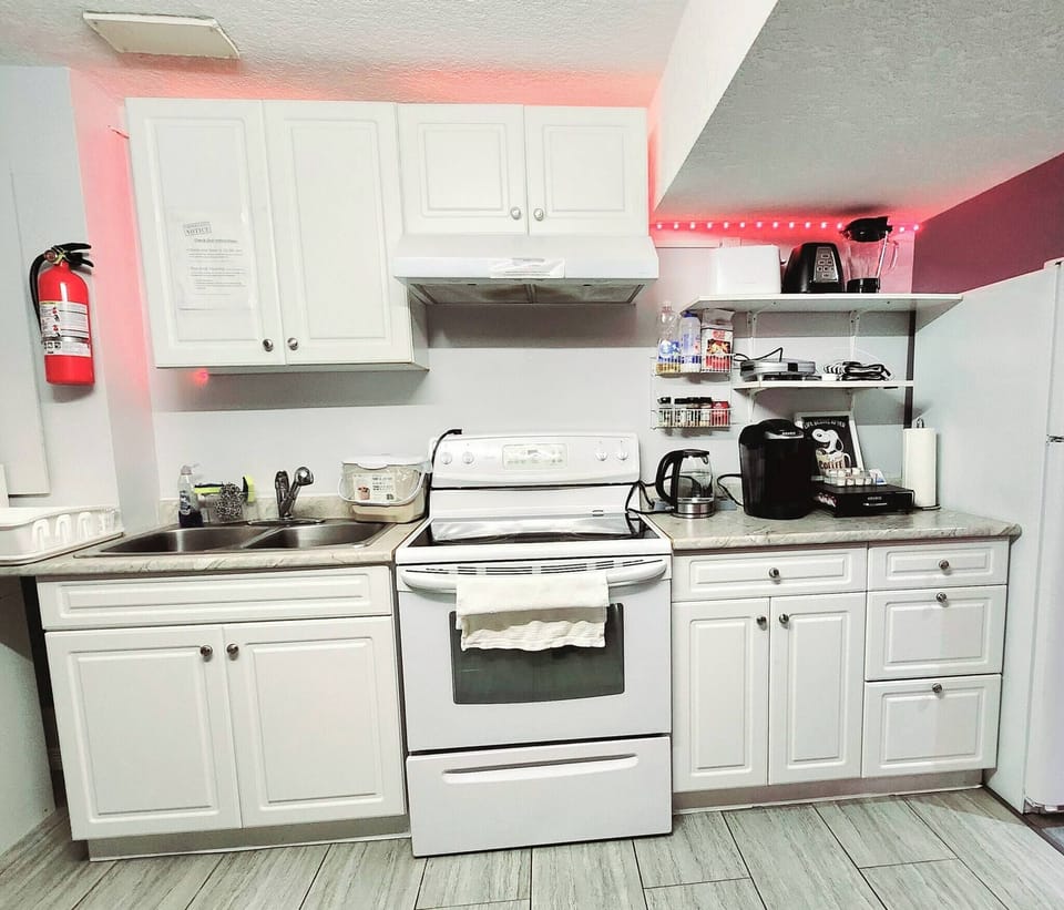 House, 1 Bedroom, Fireplace | Interior