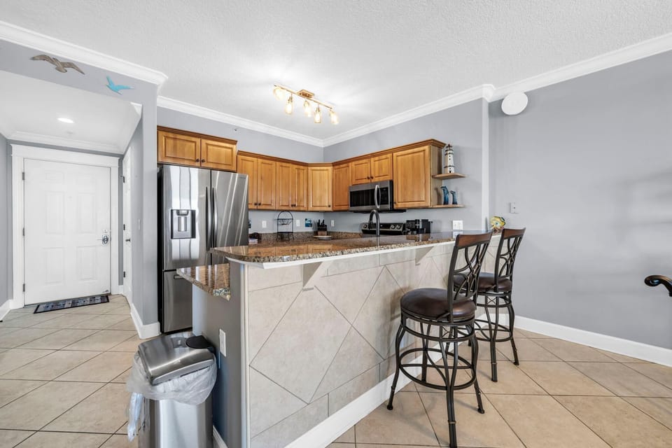 Condo, Multiple Beds (Twin Palms 801) | Private kitchen